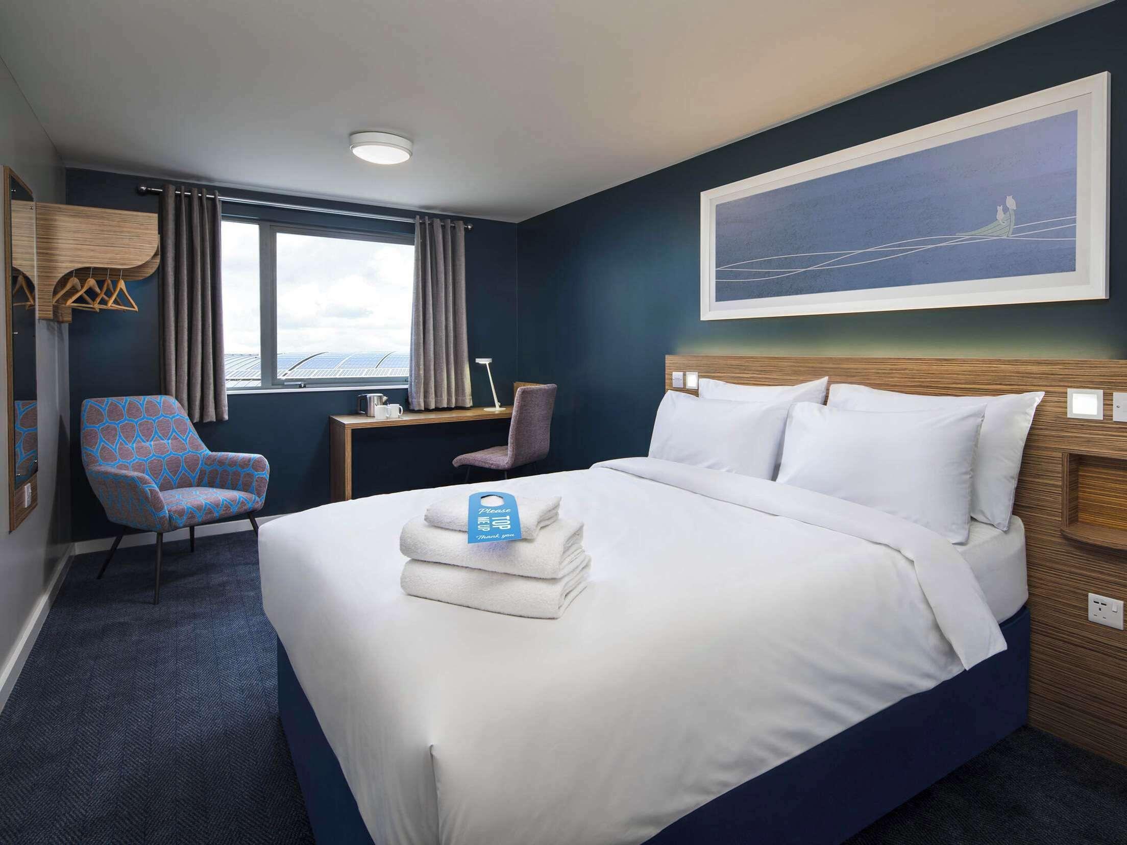Travelodge Edinburgh Central Waterloo Place — Photos 3